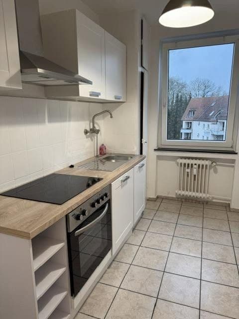Pronájem bytu 3+1 64 m², Wunstorfer Landstr 56 A, Hannover, Dolní Sasko Pronájem bytu 3+1 64 m², Wunstorfer Landstr 56 A, Hannover, Dolní Sasko