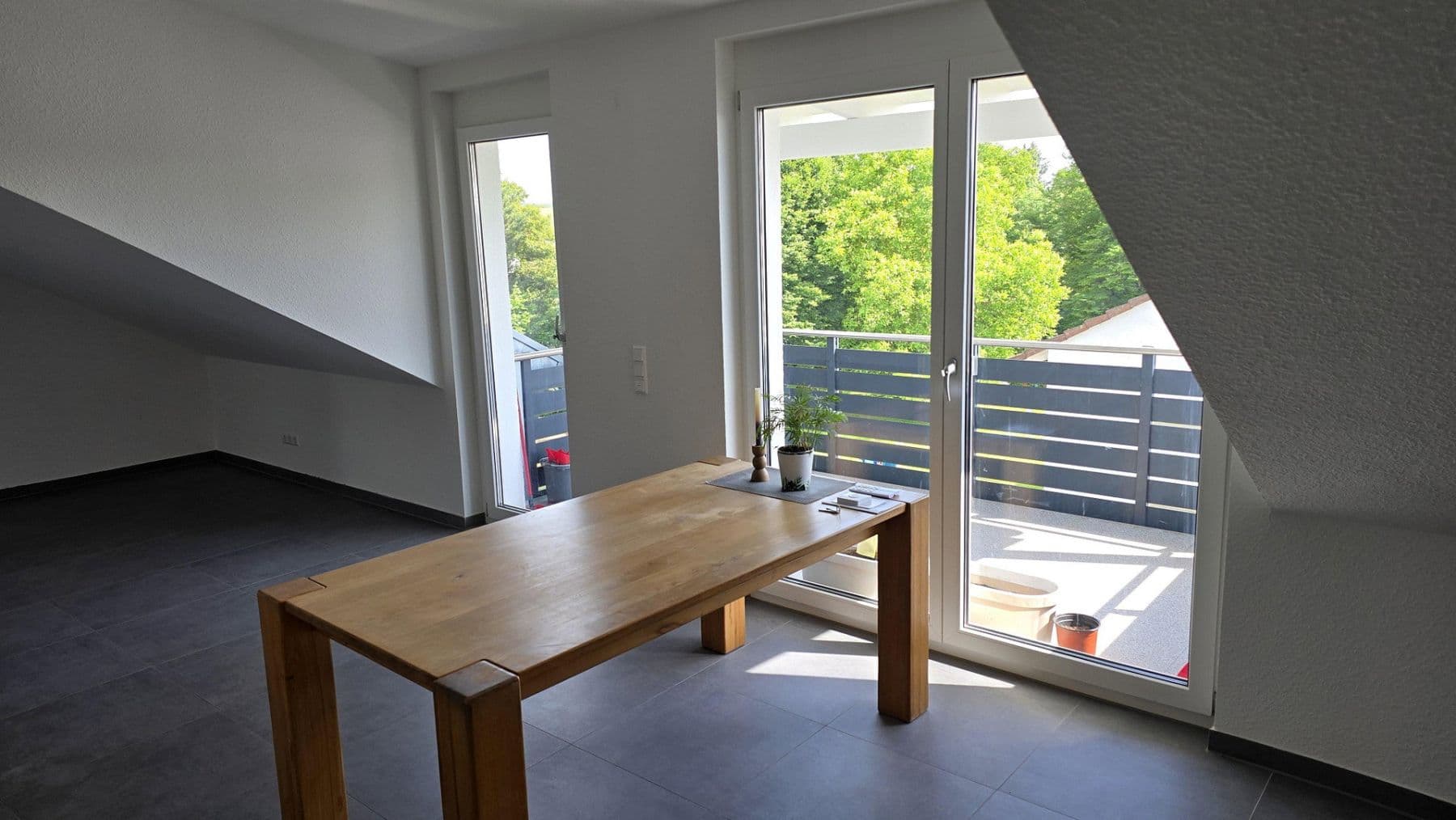 Pronájem bytu 2+1 62 m², Gemmingen, Bádensko-Württembersko Pronájem bytu 2+1 62 m², Gemmingen, Bádensko-Württembersko