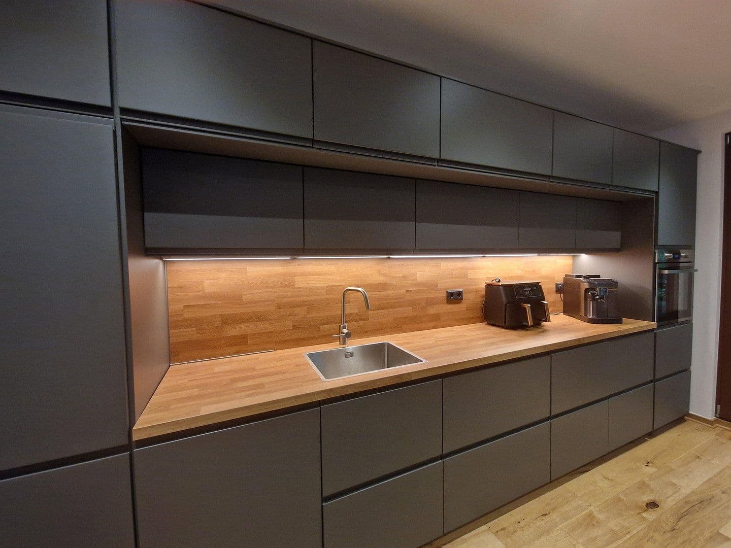 Pronájem bytu 4+1 128 m², Otto-Wilhelm-Scharenberg-Bogen 5, Leipzig, Sasko Pronájem bytu 4+1 128 m², Otto-Wilhelm-Scharenberg-Bogen 5, Leipzig, Sasko