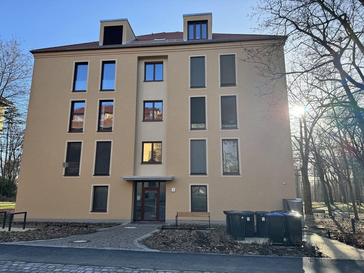 Pronájem bytu 4+1 128 m², Otto-Wilhelm-Scharenberg-Bogen 5, Leipzig, Sasko Pronájem bytu 4+1 128 m², Otto-Wilhelm-Scharenberg-Bogen 5, Leipzig, Sasko