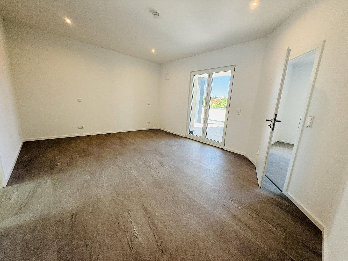 Pronájem bytu 2+1 119 m², Windsbach, Bavorsko Pronájem bytu 2+1 119 m², Windsbach, Bavorsko