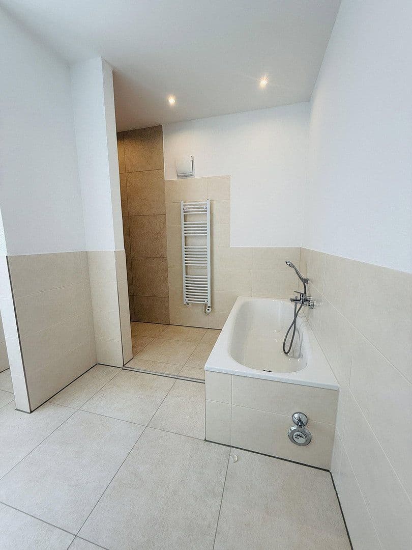 Pronájem bytu 2+1 119 m², Windsbach, Bavorsko Pronájem bytu 2+1 119 m², Windsbach, Bavorsko