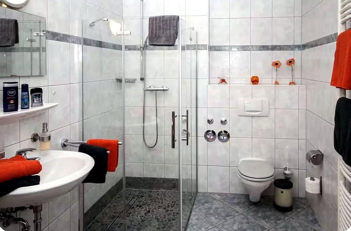 Prodej bytu 2+1 53 m², Ostseeallee 40a, Kühlungsborn, Mecklenburg-Vorpommern Prodej bytu 2+1 53 m², Ostseeallee 40a, Kühlungsborn, Mecklenburg-Vorpommern