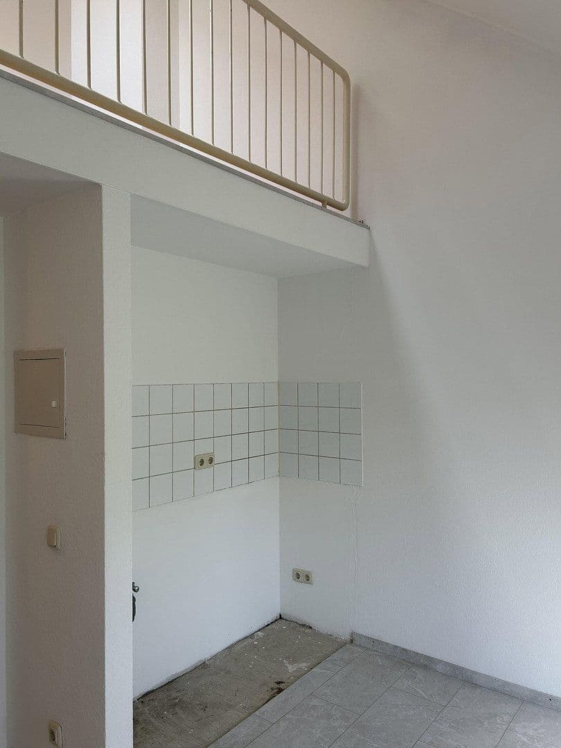 Prodej bytu 2+1 35 m², Sudetenstr. 63, Bonn, Severní Porýní-Vestfálsko Prodej bytu 2+1 35 m², Sudetenstr. 63, Bonn, Severní Porýní-Vestfálsko