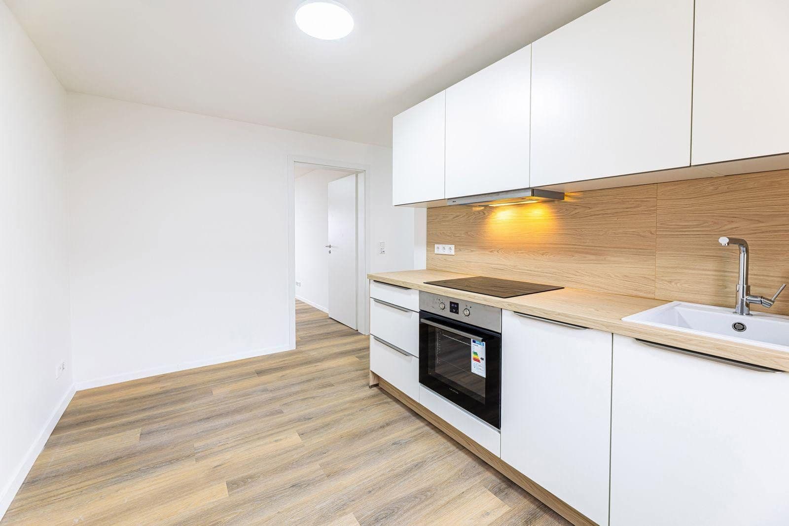 Pronájem bytu 2+1 49 m², Wilhelmstraße, Nürnberg, Bavorsko Pronájem bytu 2+1 49 m², Wilhelmstraße, Nürnberg, Bavorsko