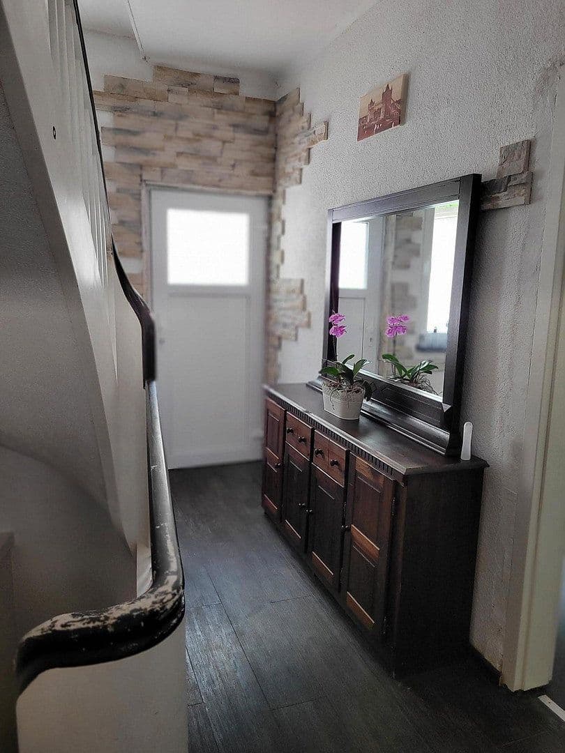 Pronájem domu 149 m², pozemek 175 m², Blieskasteler Straße 27, Sankt Ingbert, Země Sársko Pronájem domu 149 m², pozemek 175 m², Blieskasteler Straße 27, Sankt Ingbert, Země Sársko