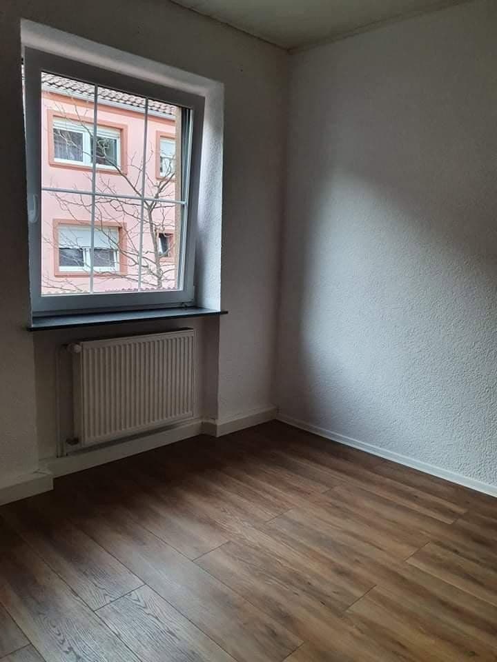 Pronájem domu 149 m², pozemek 175 m², Blieskasteler Straße 27, Sankt Ingbert, Země Sársko Pronájem domu 149 m², pozemek 175 m², Blieskasteler Straße 27, Sankt Ingbert, Země Sársko