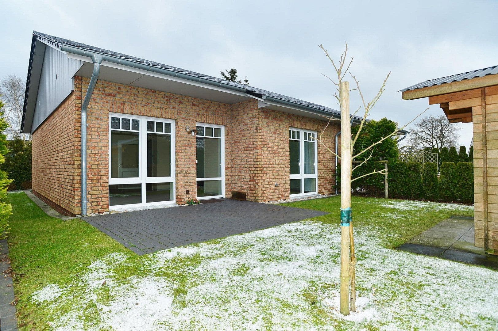 Pronájem domu 63 m², pozemek 150 m², Rosenhof 2, Busdorf, Šlesvicko-Holštýnsko Pronájem domu 63 m², pozemek 150 m², Rosenhof 2, Busdorf, Šlesvicko-Holštýnsko