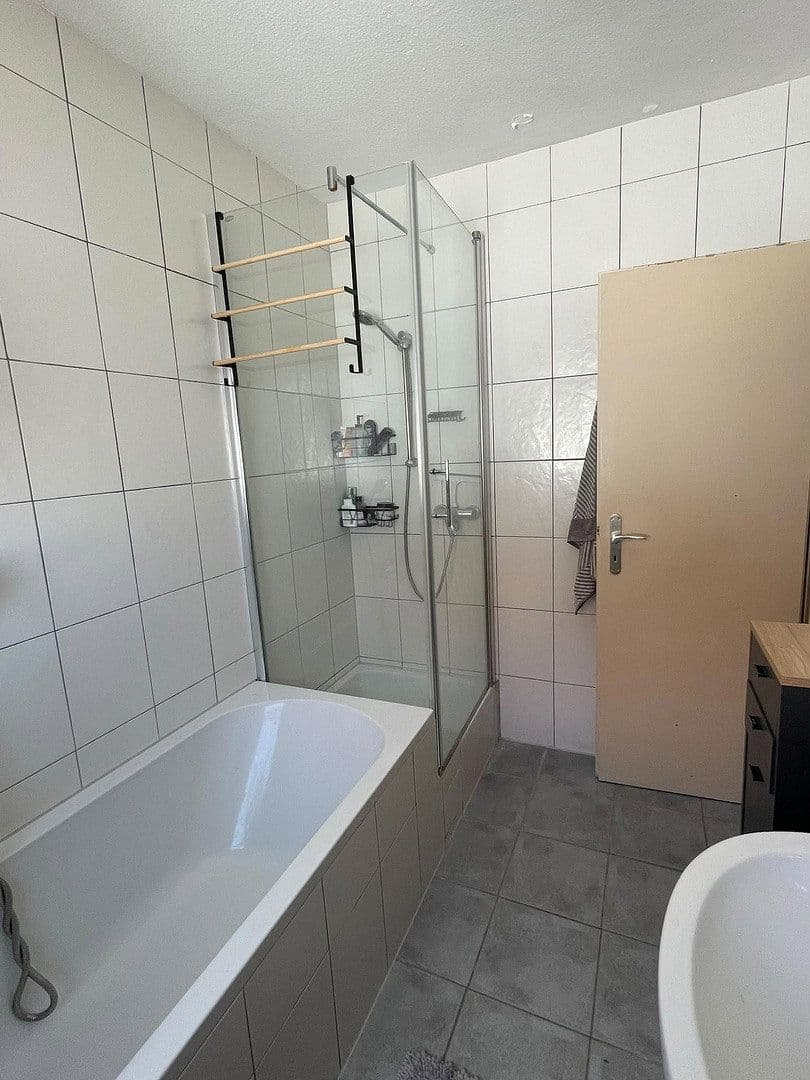 Pronájem bytu 4+1 85 m², Schifferstadt, Porýní-Falc Pronájem bytu 4+1 85 m², Schifferstadt, Porýní-Falc