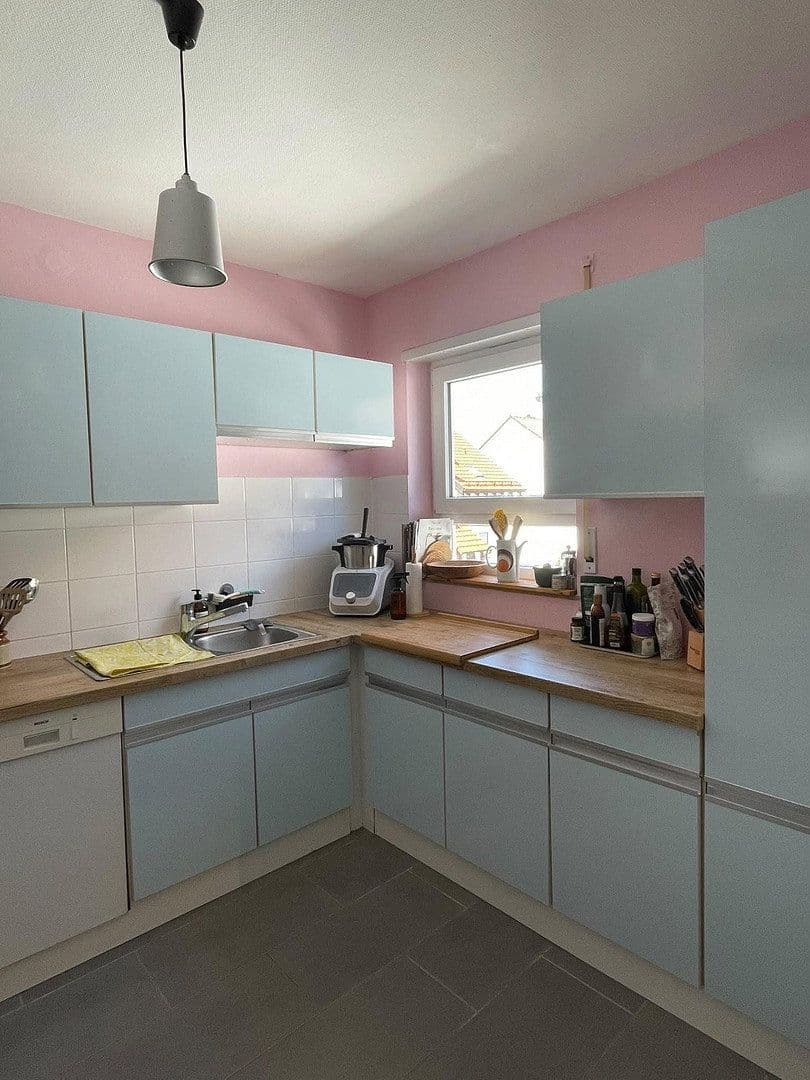 Pronájem bytu 4+1 85 m², Schifferstadt, Porýní-Falc Pronájem bytu 4+1 85 m², Schifferstadt, Porýní-Falc