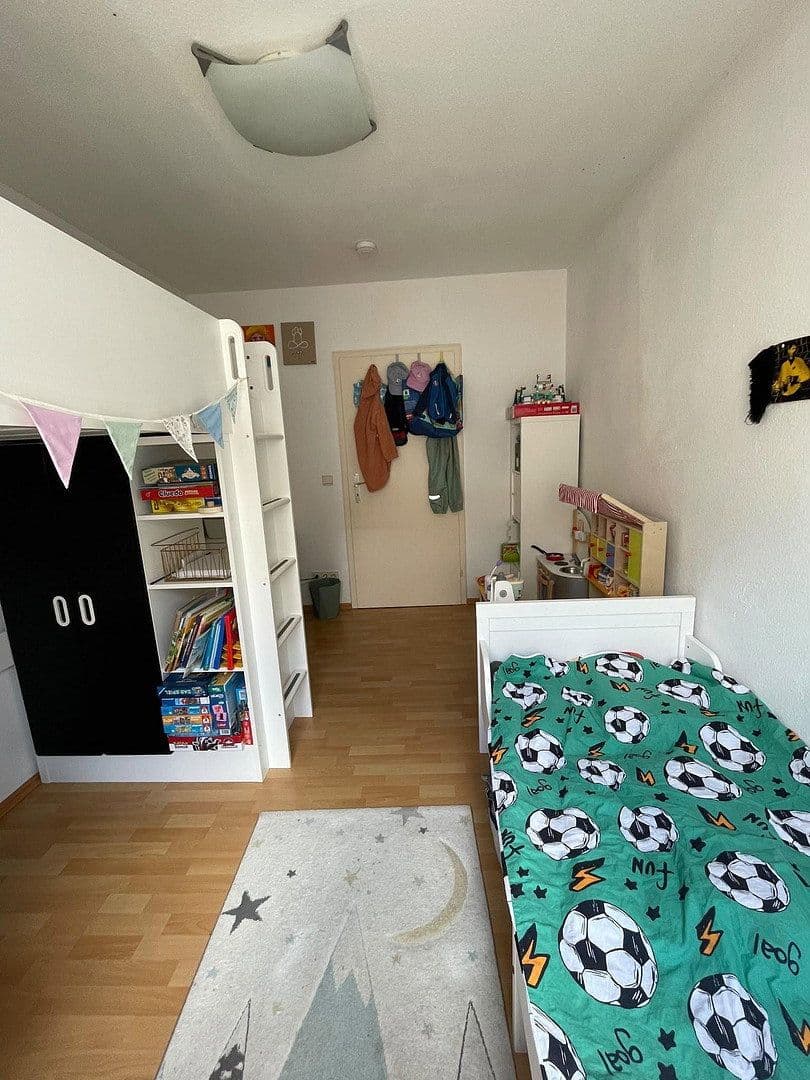 Pronájem bytu 4+1 85 m², Schifferstadt, Porýní-Falc Pronájem bytu 4+1 85 m², Schifferstadt, Porýní-Falc