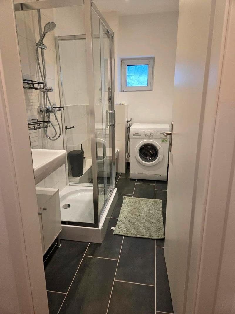 Pronájem bytu 3+1 70 m², Fennstr. 28, Berlin, Berlín Pronájem bytu 3+1 70 m², Fennstr. 28, Berlin, Berlín