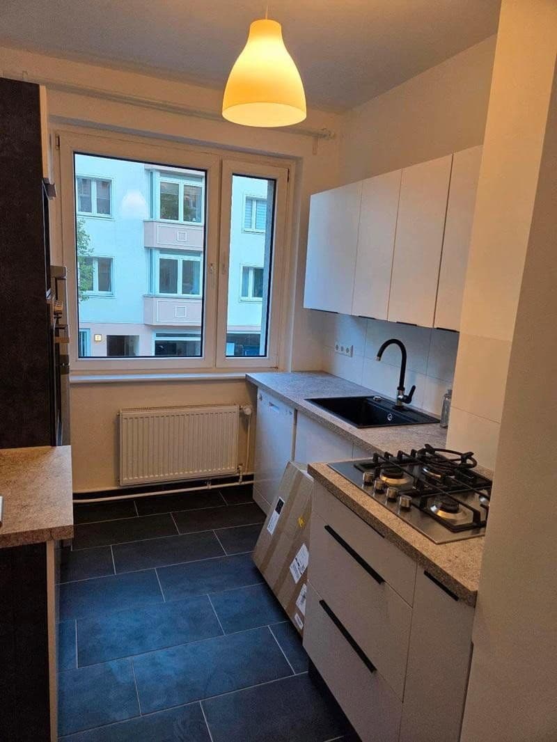 Pronájem bytu 3+1 70 m², Fennstr. 28, Berlin, Berlín Pronájem bytu 3+1 70 m², Fennstr. 28, Berlin, Berlín