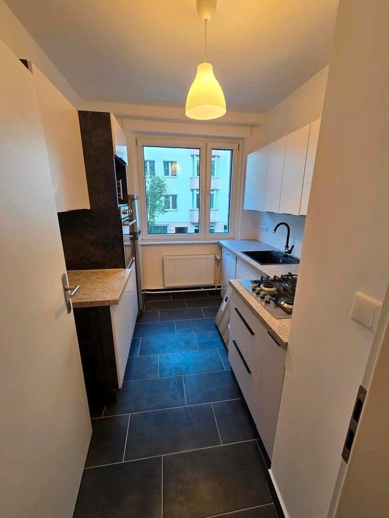 Pronájem bytu 3+1 70 m², Fennstr. 28, Berlin, Berlín Pronájem bytu 3+1 70 m², Fennstr. 28, Berlin, Berlín