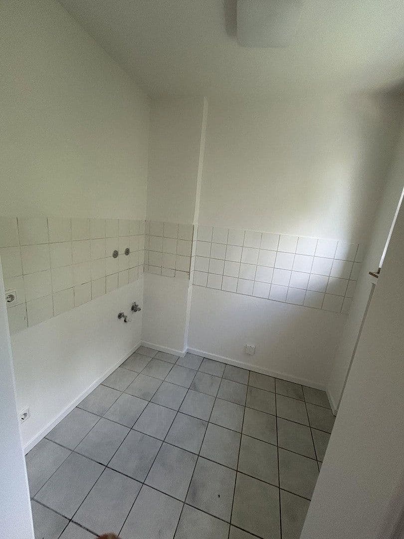 Pronájem bytu 1+kk 39 m², Karl‑Arnold‑Straße 29, Meerbusch, Severní Porýní-Vestfálsko Pronájem bytu 1+kk 39 m², Karl‑Arnold‑Straße 29, Meerbusch, Severní Porýní-Vestfálsko