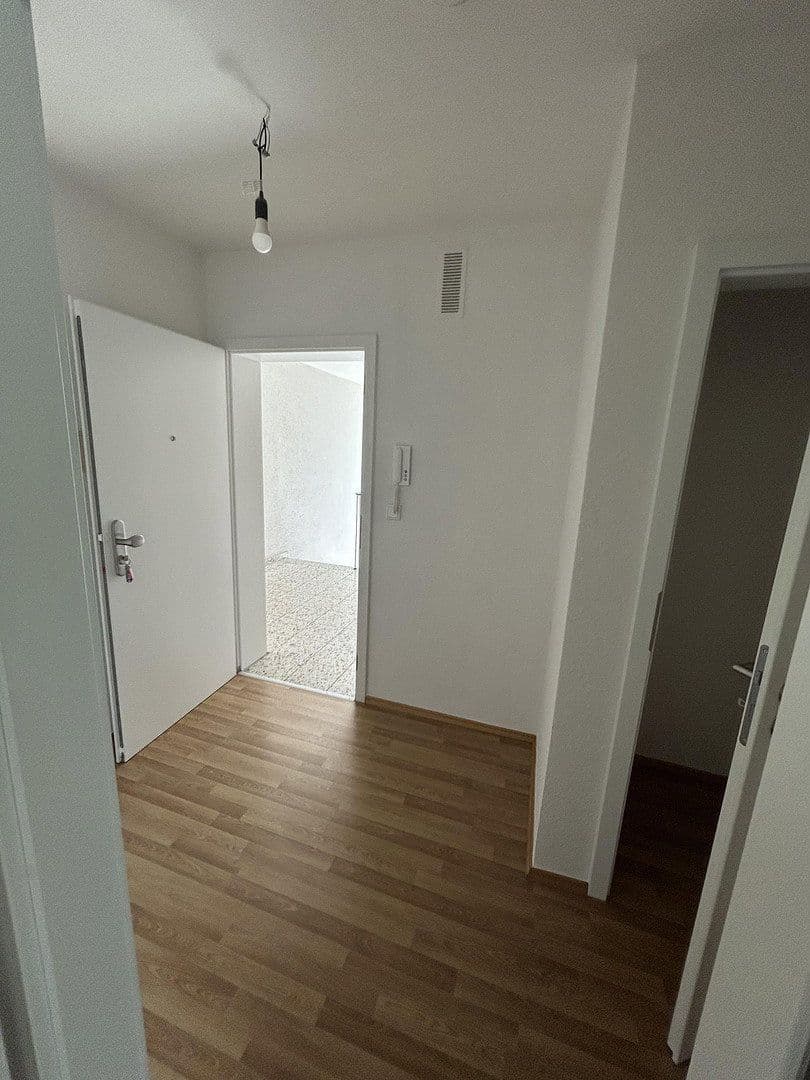 Pronájem bytu 1+kk 39 m², Karl‑Arnold‑Straße 29, Meerbusch, Severní Porýní-Vestfálsko Pronájem bytu 1+kk 39 m², Karl‑Arnold‑Straße 29, Meerbusch, Severní Porýní-Vestfálsko