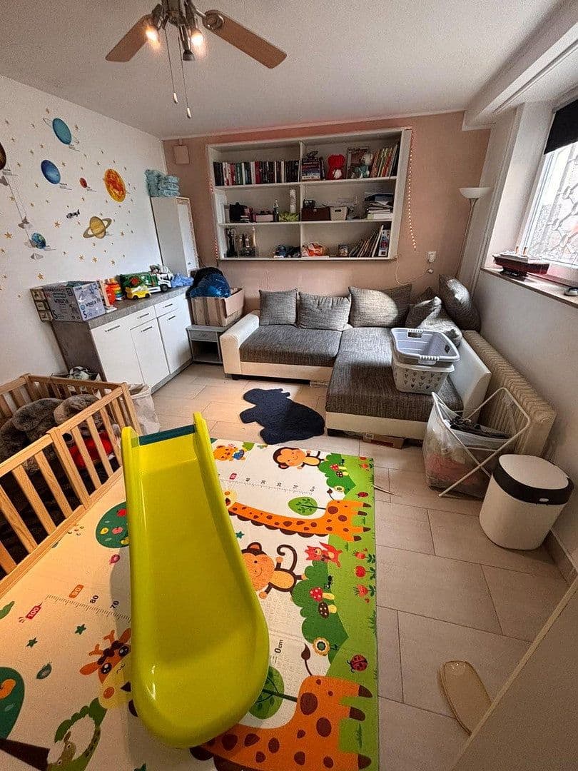 Pronájem bytu 2+kk 80 m², Hauptstr.17, Annweiler am Trifels, Porýní-Falc Pronájem bytu 2+kk 80 m², Hauptstr.17, Annweiler am Trifels, Porýní-Falc