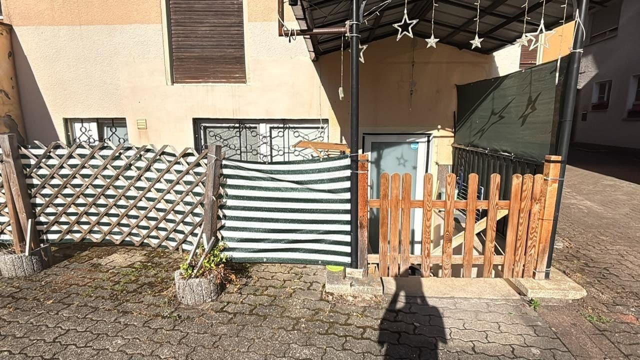 Pronájem bytu 2+kk 80 m², Hauptstr.17, Annweiler am Trifels, Porýní-Falc Pronájem bytu 2+kk 80 m², Hauptstr.17, Annweiler am Trifels, Porýní-Falc
