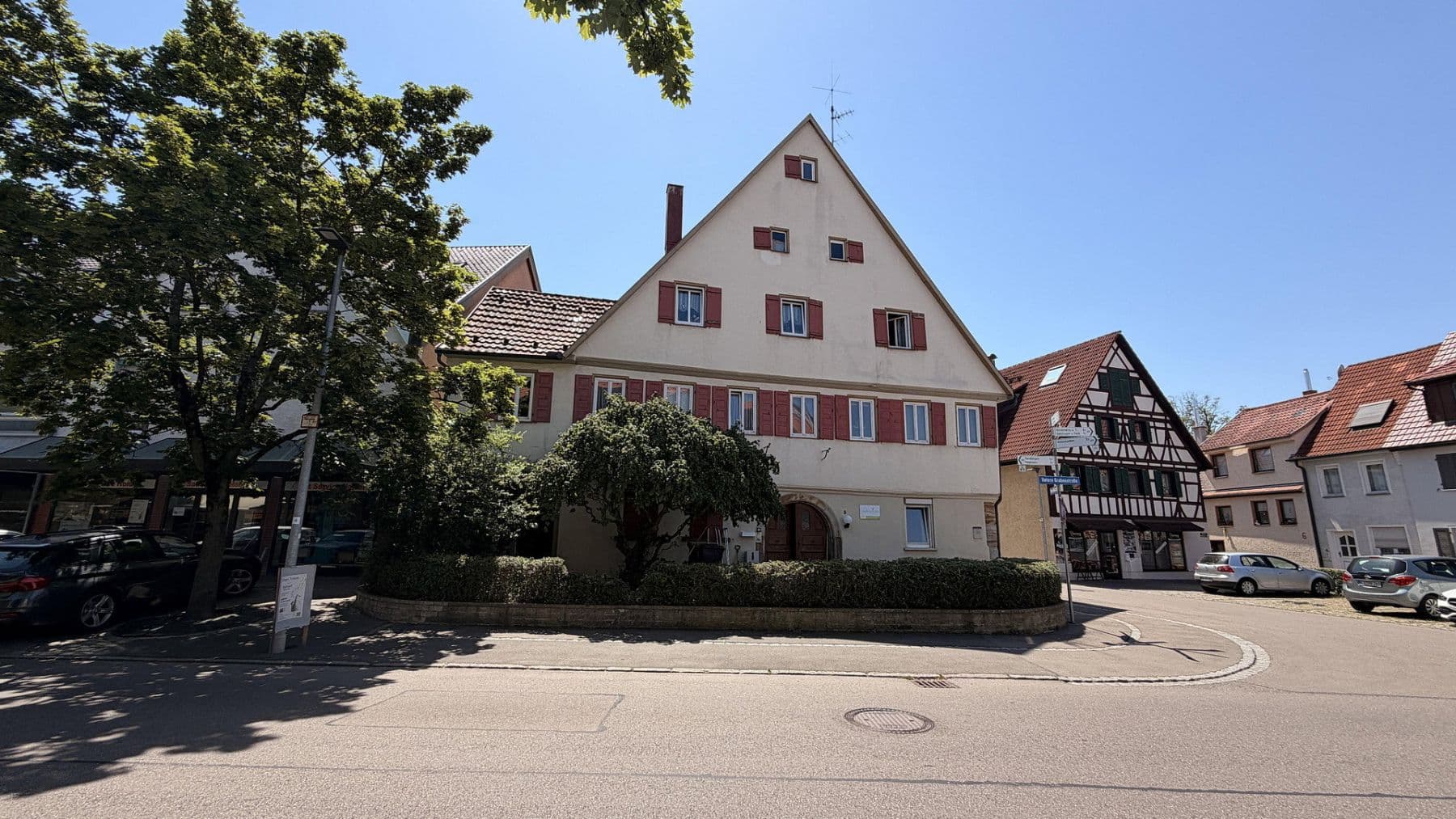 Pronájem bytu 2+1 62 m², Untere Grabenstr. 8, Weilheim an der Teck, Bádensko-Württembersko Pronájem bytu 2+1 62 m², Untere Grabenstr. 8, Weilheim an der Teck, Bádensko-Württembersko