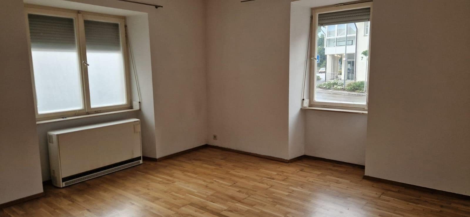 Pronájem bytu 2+1 62 m², Untere Grabenstr. 8, Weilheim an der Teck, Bádensko-Württembersko Pronájem bytu 2+1 62 m², Untere Grabenstr. 8, Weilheim an der Teck, Bádensko-Württembersko