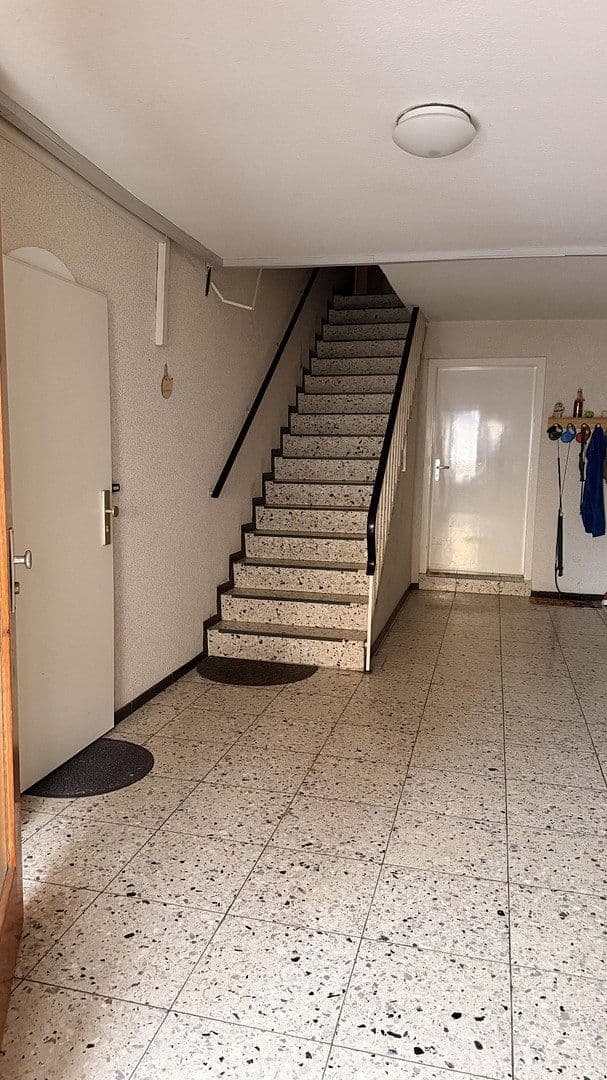 Pronájem bytu 2+1 62 m², Untere Grabenstr. 8, Weilheim an der Teck, Bádensko-Württembersko Pronájem bytu 2+1 62 m², Untere Grabenstr. 8, Weilheim an der Teck, Bádensko-Württembersko