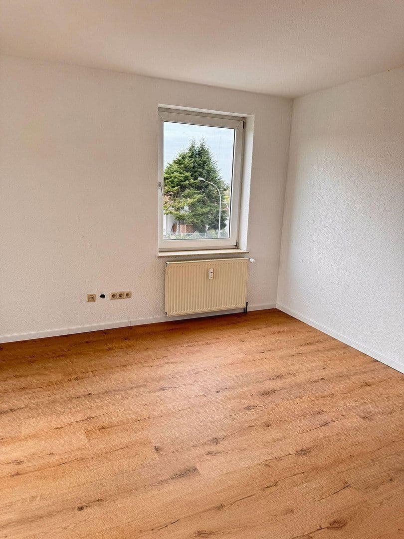 Pronájem bytu 4+1 73 m², Koblenzer Straße 17, Löhne, Severní Porýní-Vestfálsko Pronájem bytu 4+1 73 m², Koblenzer Straße 17, Löhne, Severní Porýní-Vestfálsko