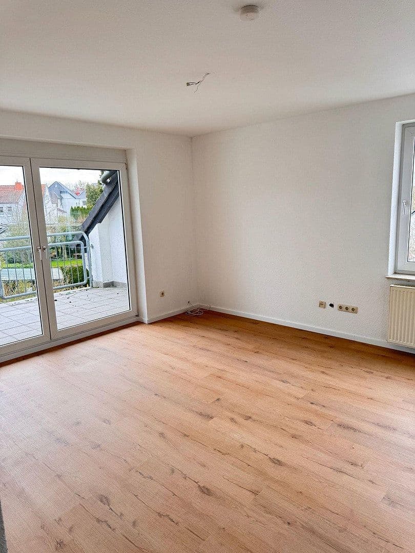 Pronájem bytu 4+1 73 m², Koblenzer Straße 17, Löhne, Severní Porýní-Vestfálsko Pronájem bytu 4+1 73 m², Koblenzer Straße 17, Löhne, Severní Porýní-Vestfálsko