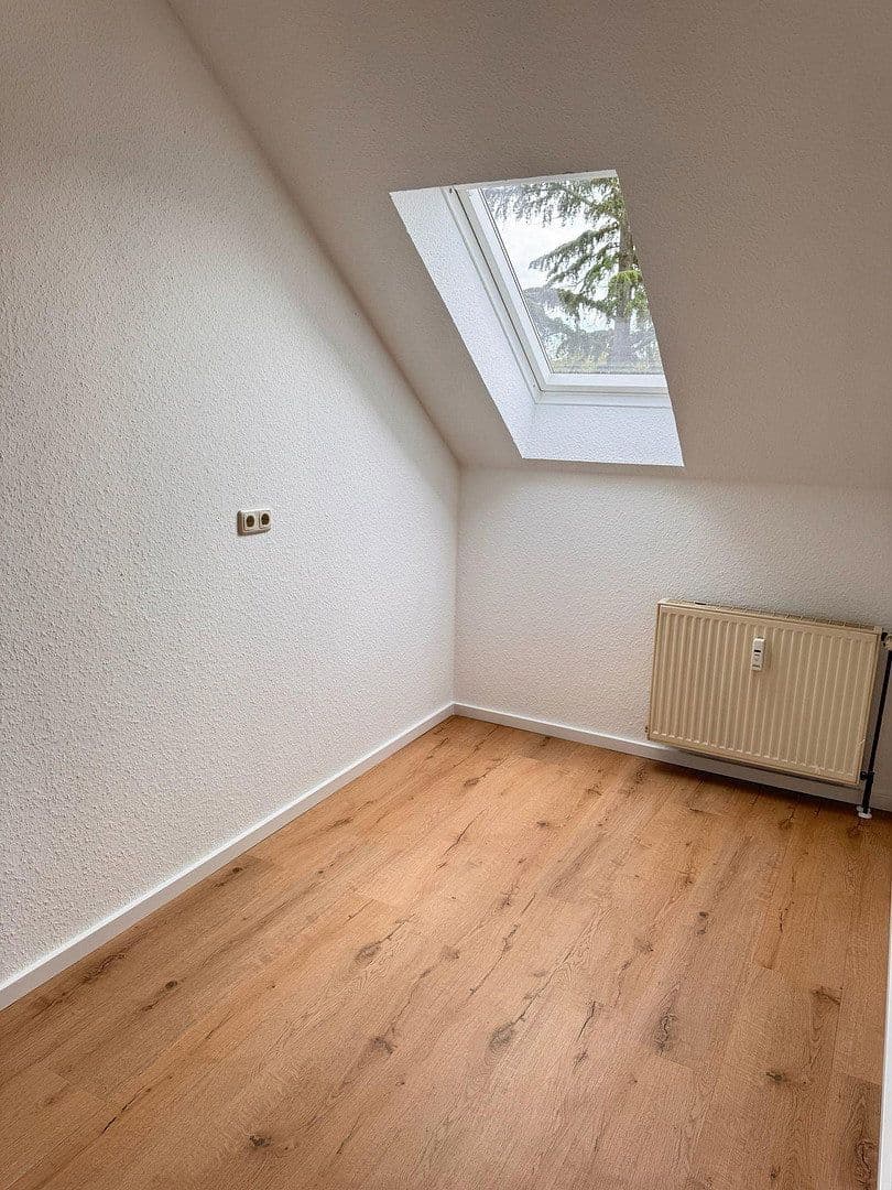 Pronájem bytu 4+1 73 m², Koblenzer Straße 17, Löhne, Severní Porýní-Vestfálsko Pronájem bytu 4+1 73 m², Koblenzer Straße 17, Löhne, Severní Porýní-Vestfálsko