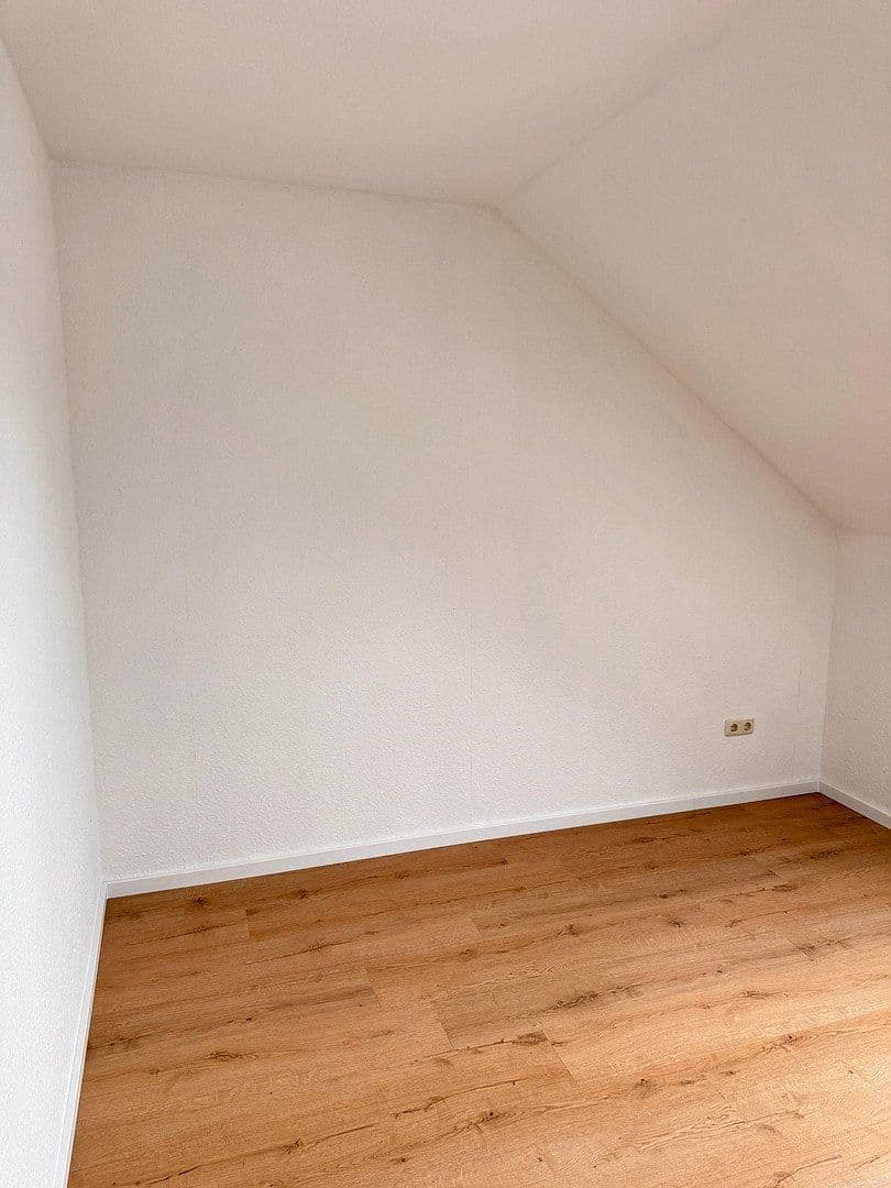 Pronájem bytu 4+1 73 m², Koblenzer Straße 17, Löhne, Severní Porýní-Vestfálsko Pronájem bytu 4+1 73 m², Koblenzer Straße 17, Löhne, Severní Porýní-Vestfálsko