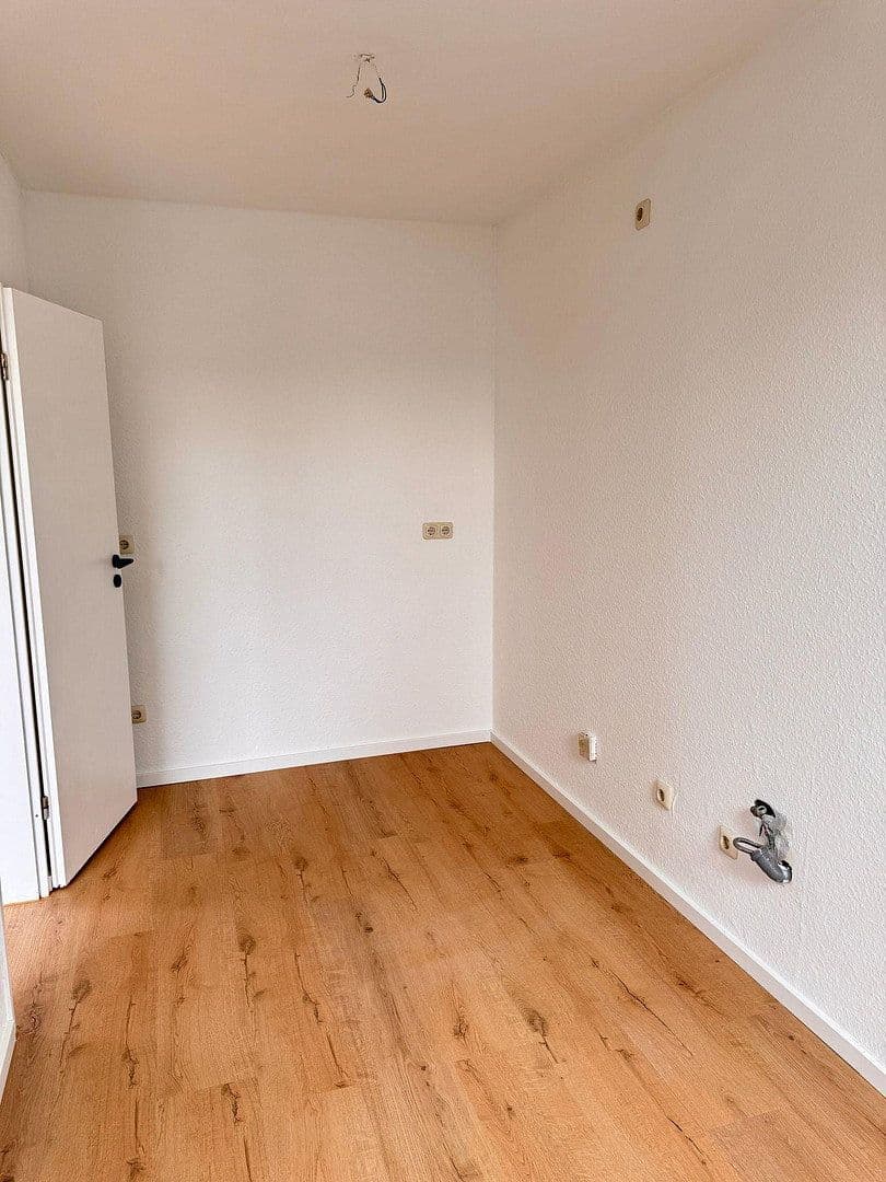 Pronájem bytu 4+1 73 m², Koblenzer Straße 17, Löhne, Severní Porýní-Vestfálsko Pronájem bytu 4+1 73 m², Koblenzer Straße 17, Löhne, Severní Porýní-Vestfálsko