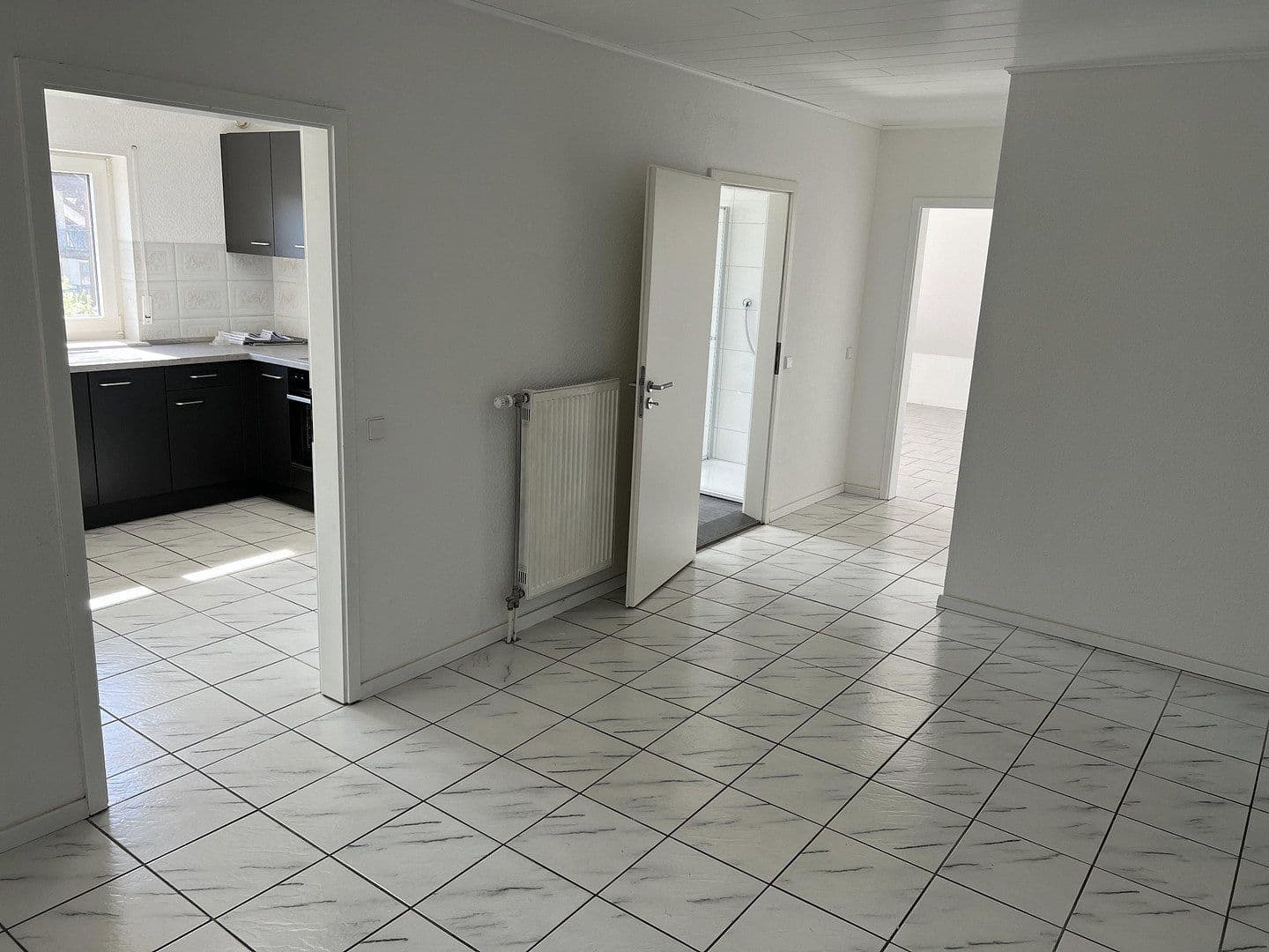 Pronájem bytu 3+1 95 m², Brühl, Bádensko-Württembersko Pronájem bytu 3+1 95 m², Brühl, Bádensko-Württembersko