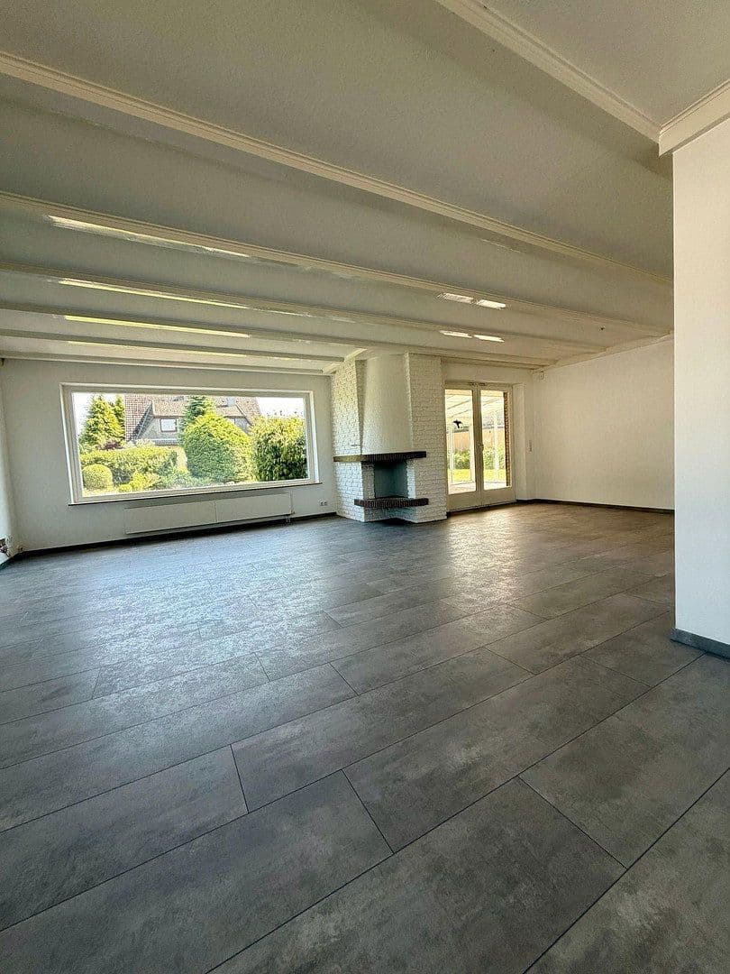 Prodej domu 200 m², pozemek 844 m², Sonnenring 4, Melbeck, Dolní Sasko Prodej domu 200 m², pozemek 844 m², Sonnenring 4, Melbeck, Dolní Sasko