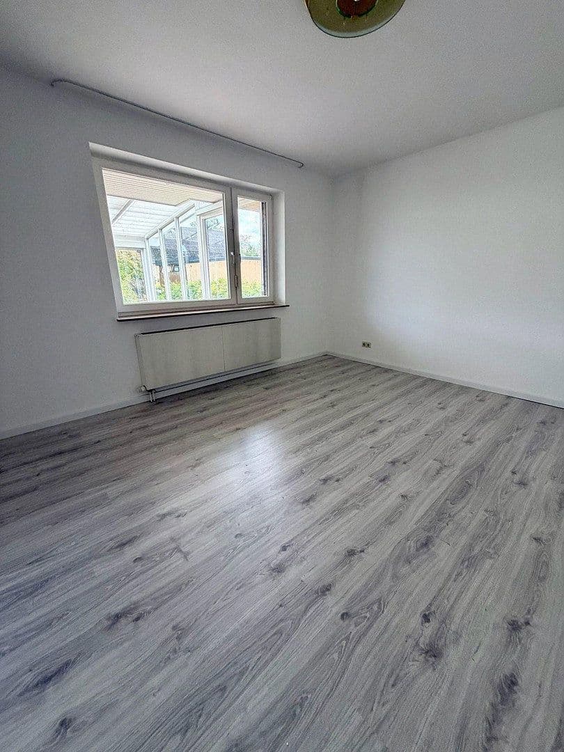 Prodej domu 200 m², pozemek 844 m², Sonnenring 4, Melbeck, Dolní Sasko Prodej domu 200 m², pozemek 844 m², Sonnenring 4, Melbeck, Dolní Sasko