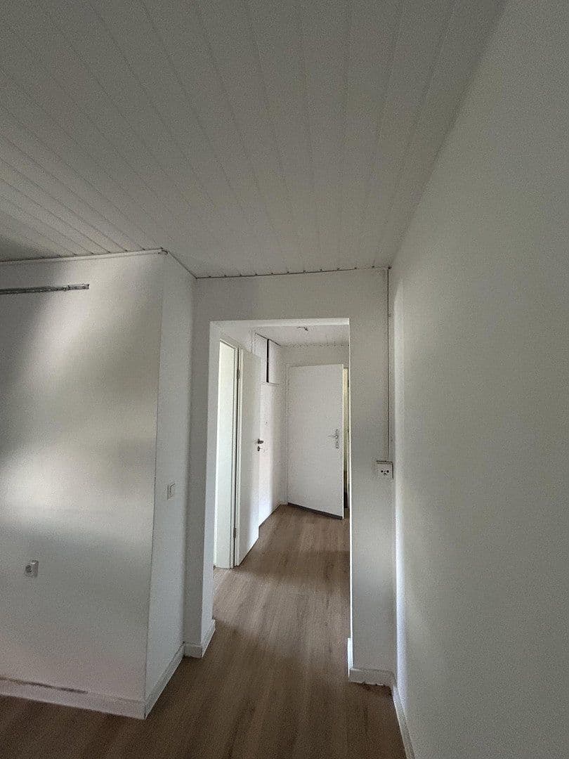 Pronájem bytu 4+1 95 m², Rheingönheimerstr.46, Ludwigshafen, Porýní-Falc Pronájem bytu 4+1 95 m², Rheingönheimerstr.46, Ludwigshafen, Porýní-Falc