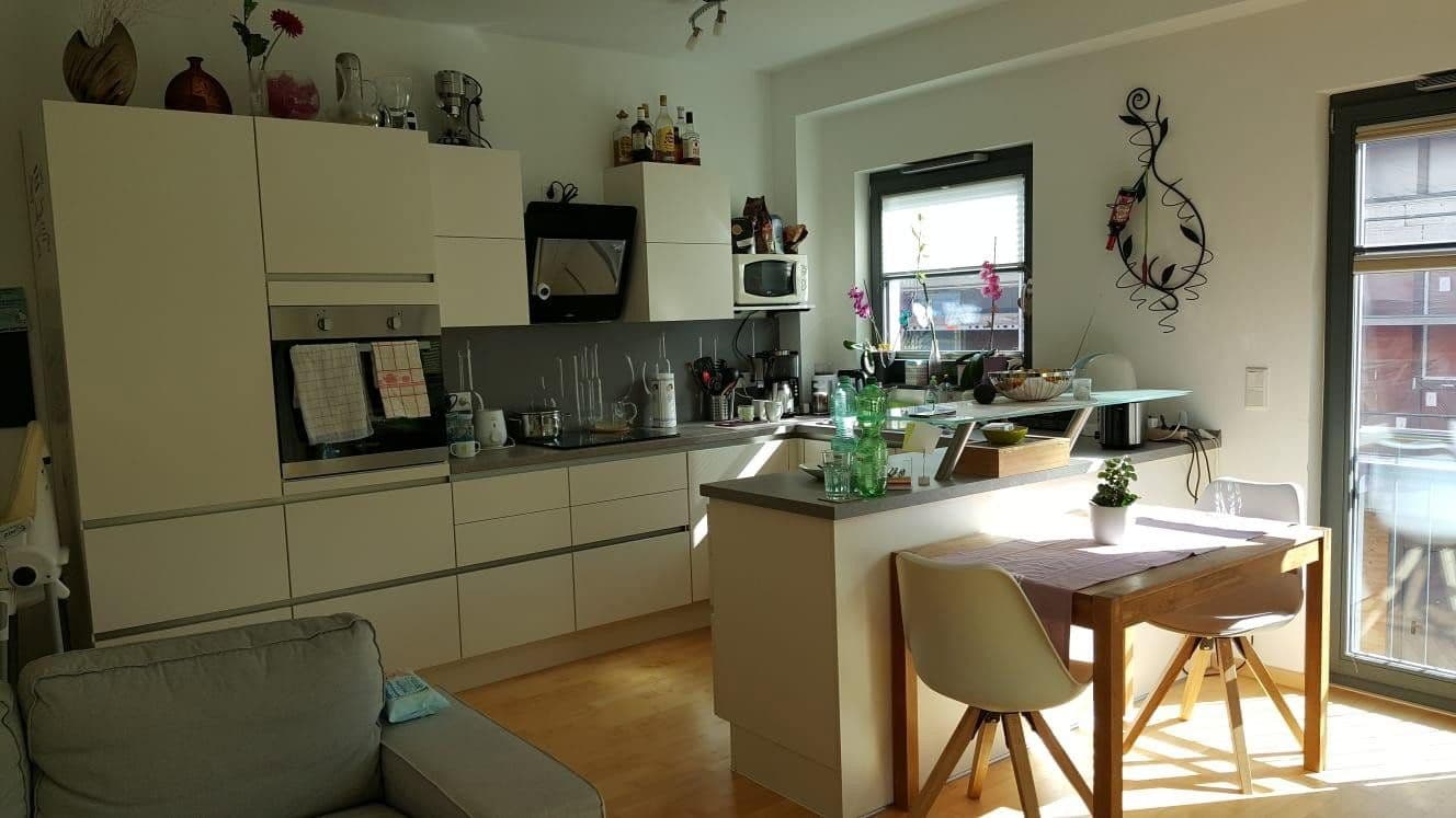 Pronájem bytu 3+1 105 m², Rostock, Mecklenburg-Vorpommern Pronájem bytu 3+1 105 m², Rostock, Mecklenburg-Vorpommern