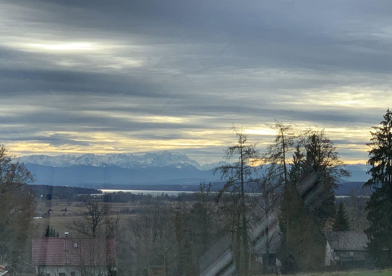 Prodej domu 249 m², pozemek 1.357 m², Kottgeisering, Bavorsko Prodej domu 249 m², pozemek 1.357 m², Kottgeisering, Bavorsko