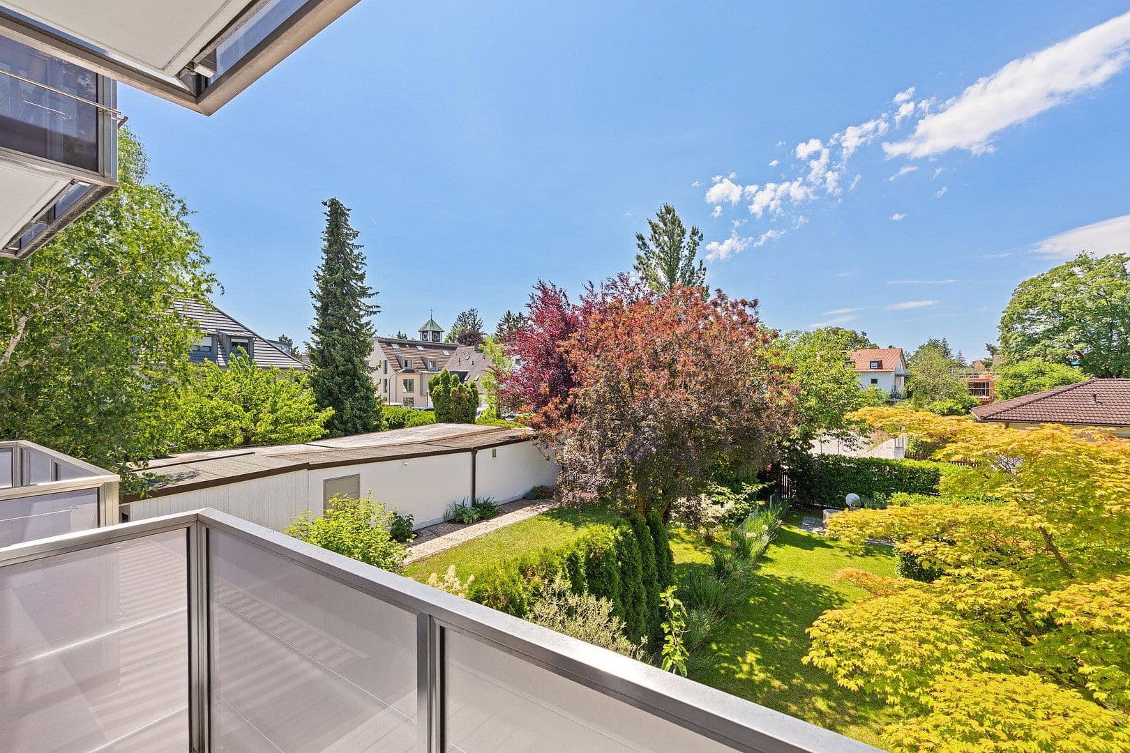 Prodej domu 212 m², pozemek 455 m², München, Bavorsko Prodej domu 212 m², pozemek 455 m², München, Bavorsko