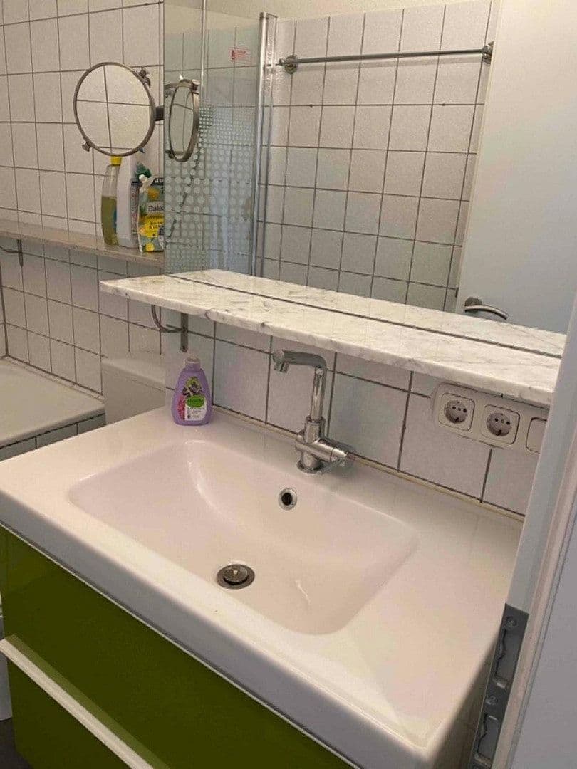 Pronájem bytu 1+1 40 m², Waisenhausgasse 7, Köln, Severní Porýní-Vestfálsko Pronájem bytu 1+1 40 m², Waisenhausgasse 7, Köln, Severní Porýní-Vestfálsko