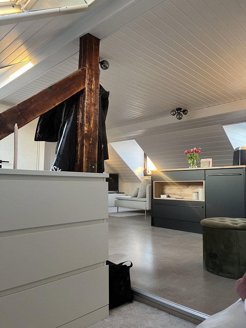 Pronájem bytu 1+1 30 m², Friedrichsstraße 19, Kassel, Hessen Pronájem bytu 1+1 30 m², Friedrichsstraße 19, Kassel, Hessen