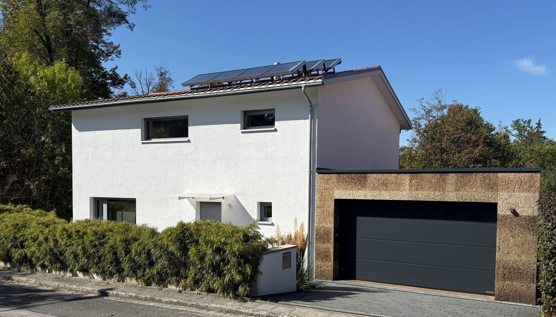 Prodej domu 143 m², pozemek 1.770 m², Hersbruck, Bavorsko Prodej domu 143 m², pozemek 1.770 m², Hersbruck, Bavorsko