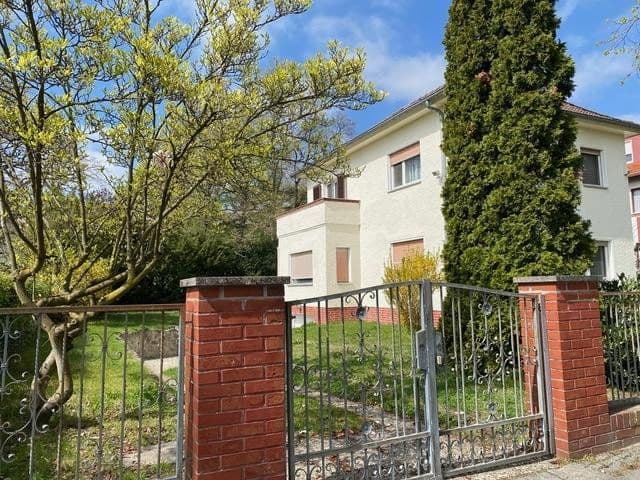 Prodej domu 140 m², pozemek 698 m², Berlin, Berlín Prodej domu 140 m², pozemek 698 m², Berlin, Berlín