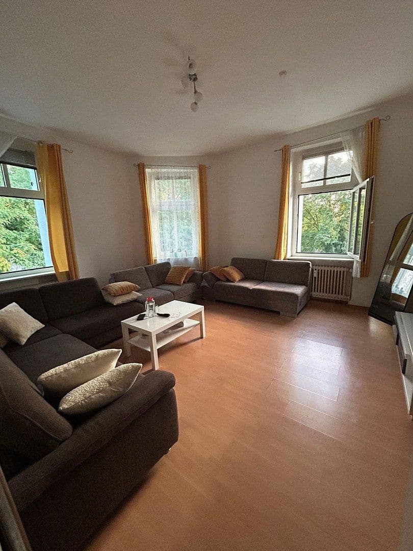 Pronájem bytu 3+1 66 m², Parallelstraße 49, Oberhausen, Severní Porýní-Vestfálsko Pronájem bytu 3+1 66 m², Parallelstraße 49, Oberhausen, Severní Porýní-Vestfálsko