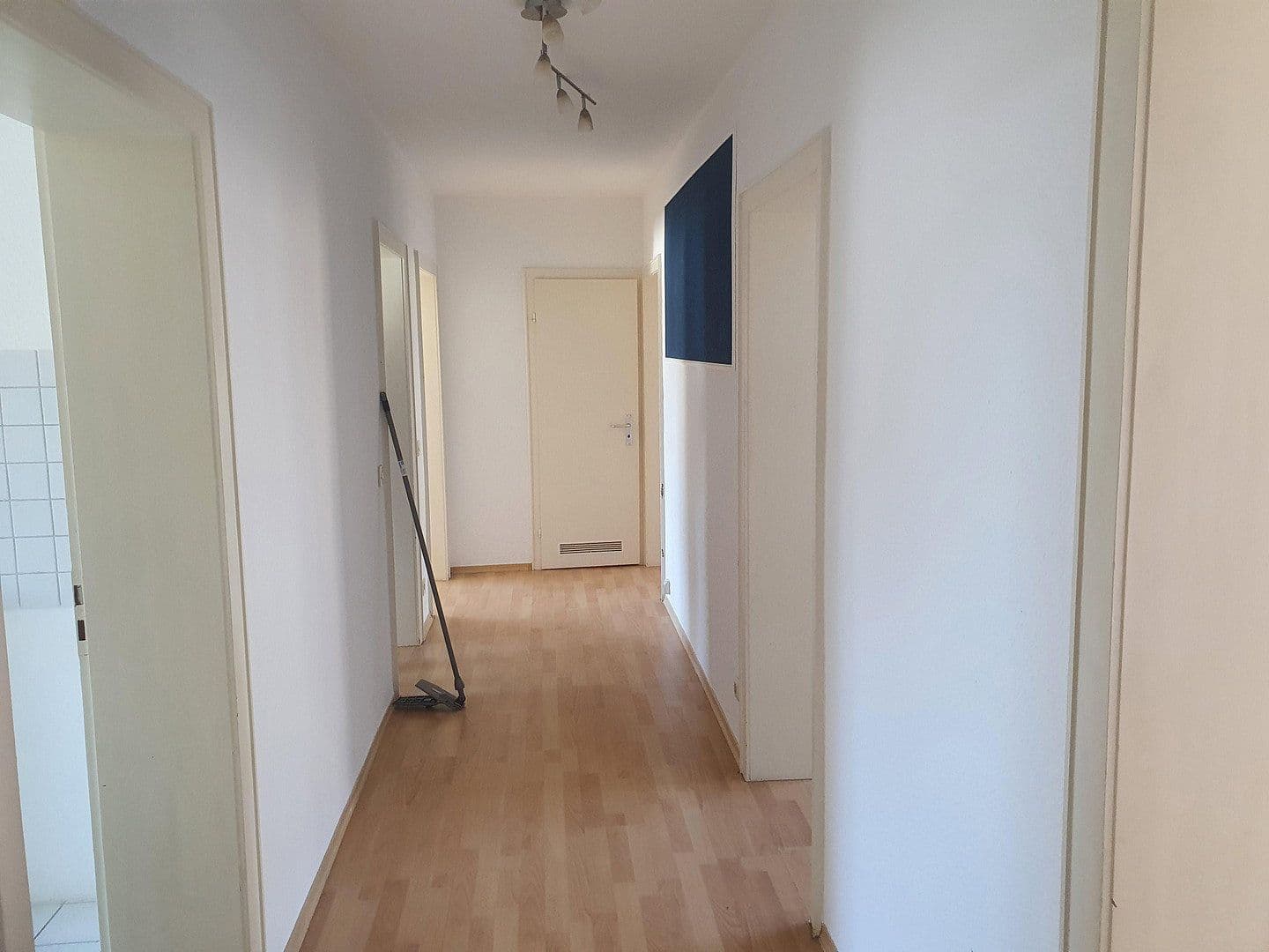 Pronájem bytu 4+1 92 m², Lütticher Str. 16, Cáchy, Severní Porýní-Vestfálsko Pronájem bytu 4+1 92 m², Lütticher Str. 16, Cáchy, Severní Porýní-Vestfálsko
