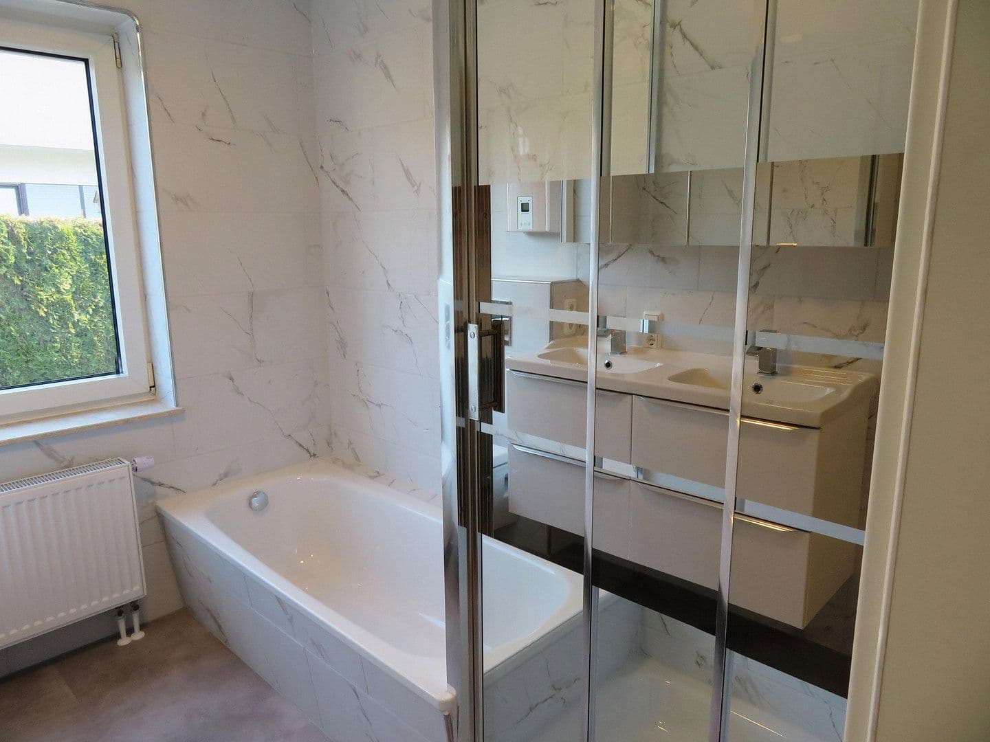 Pronájem bytu 4+1 104 m², Hetzerath, Porýní-Falc Pronájem bytu 4+1 104 m², Hetzerath, Porýní-Falc