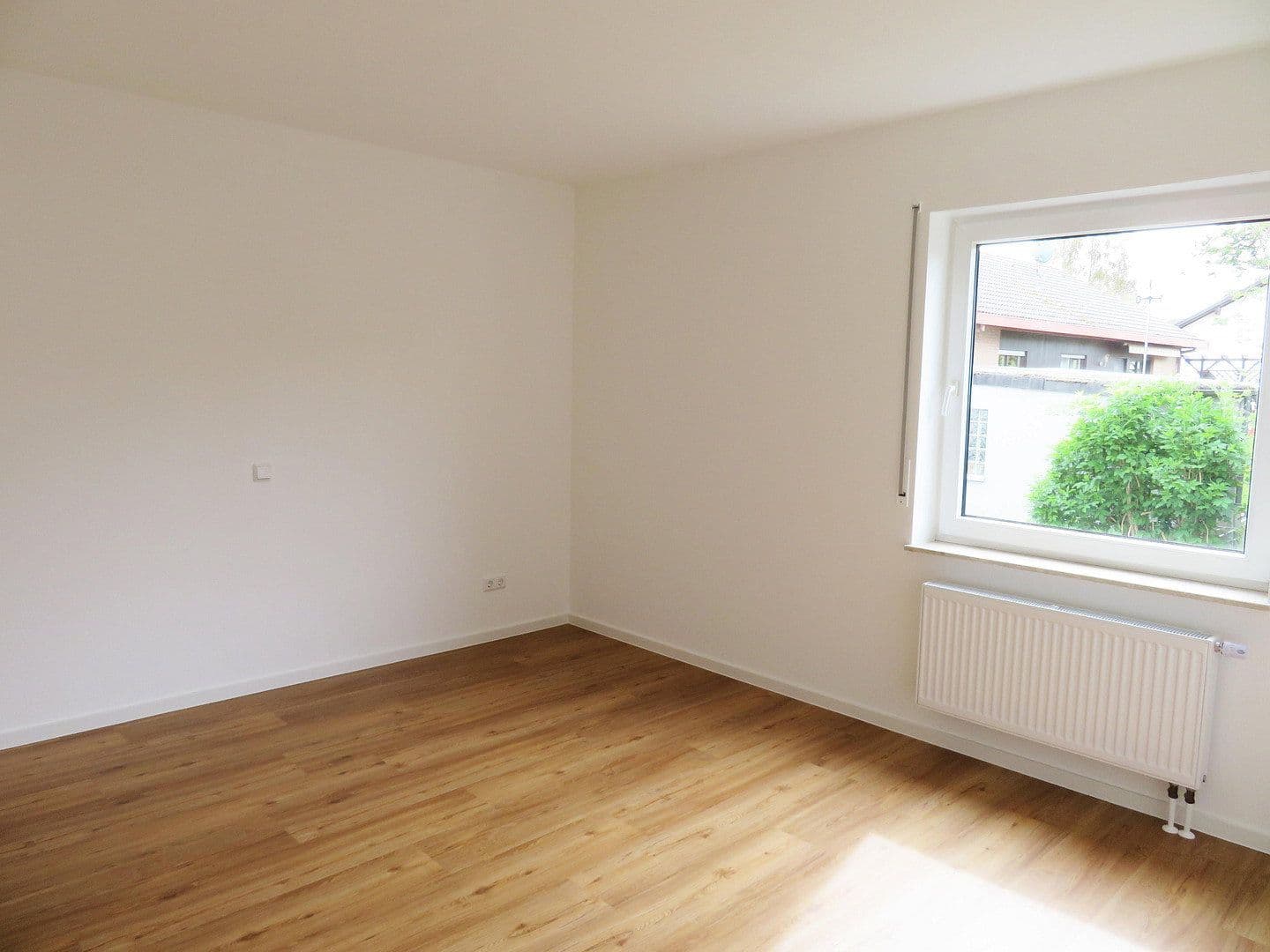 Pronájem bytu 4+1 104 m², Hetzerath, Porýní-Falc Pronájem bytu 4+1 104 m², Hetzerath, Porýní-Falc