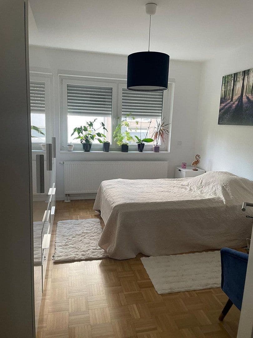 Pronájem bytu 4+1 99 m², Mannheim, Bádensko-Württembersko Pronájem bytu 4+1 99 m², Mannheim, Bádensko-Württembersko