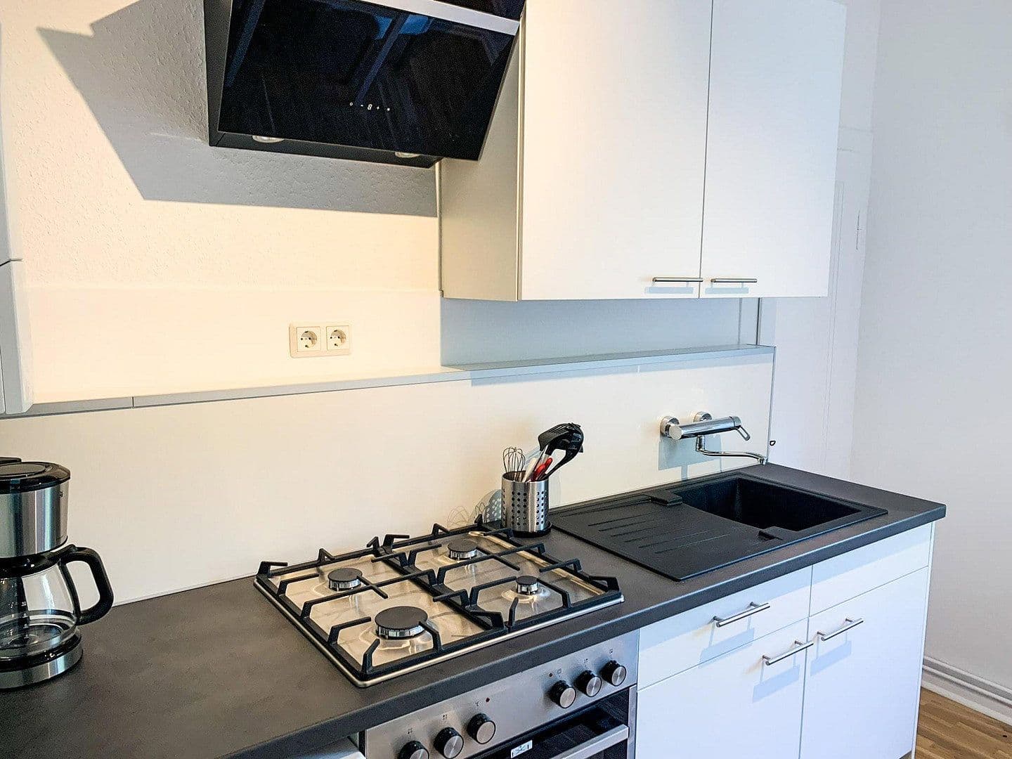 Pronájem bytu 1+kk 39 m², Suthwiesenstraße 47, Hannover, Dolní Sasko Pronájem bytu 1+kk 39 m², Suthwiesenstraße 47, Hannover, Dolní Sasko