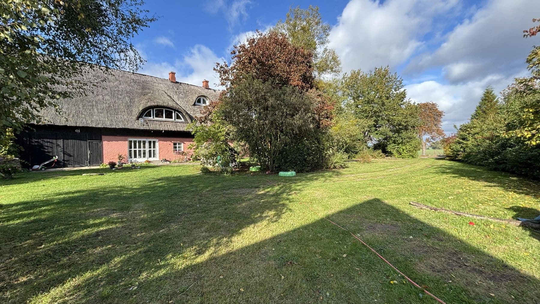 Prodej domu 500 m², pozemek 3.900 m², Penzlin, Mecklenburg-Vorpommern Prodej domu 500 m², pozemek 3.900 m², Penzlin, Mecklenburg-Vorpommern