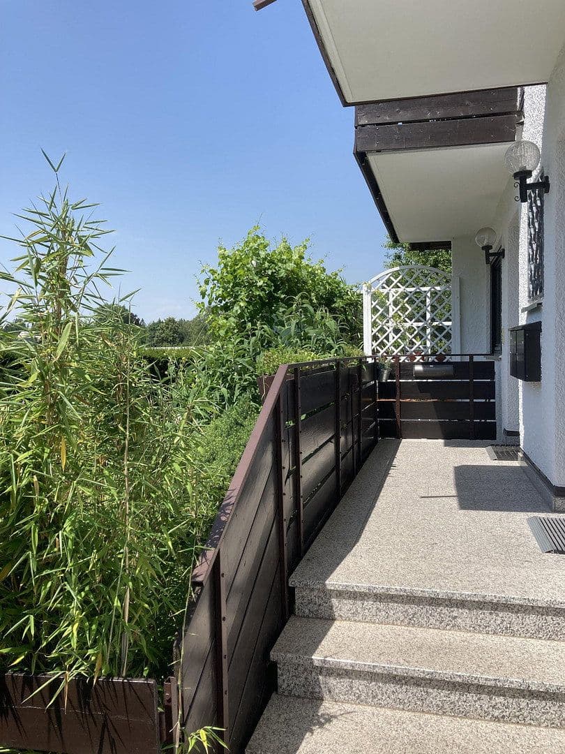 Prodej domu 120 m², pozemek 270 m², Groebenzell, Bavorsko Prodej domu 120 m², pozemek 270 m², Groebenzell, Bavorsko