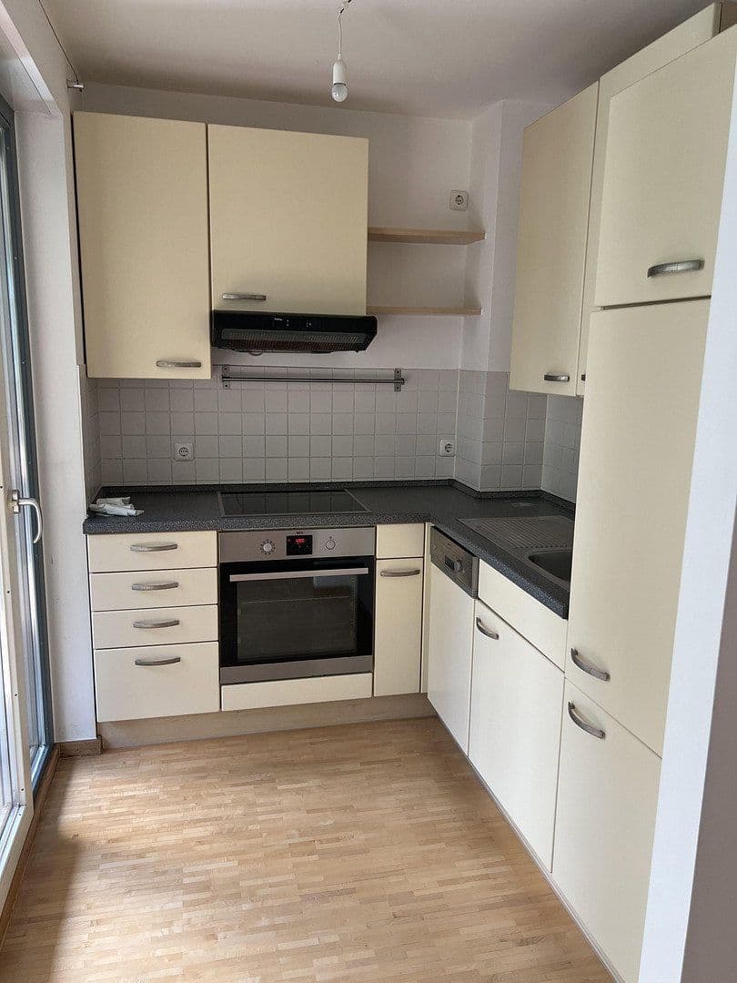 Pronájem bytu 1+1 42 m², Nymphenburger Straße 21c, München, Bavorsko Pronájem bytu 1+1 42 m², Nymphenburger Straße 21c, München, Bavorsko